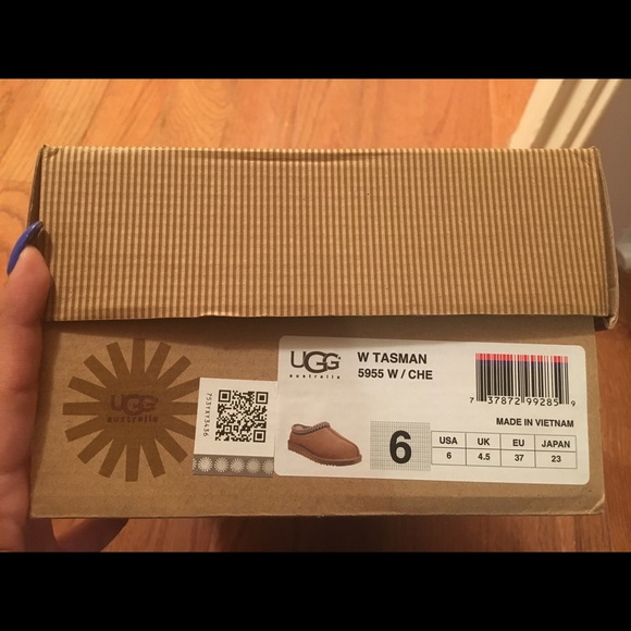 SOLD OUT SIZE 6 UGG SLIPPERS - Picture 2 of 4